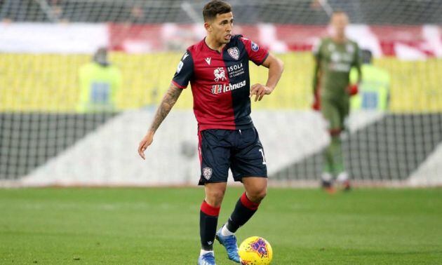 Christian Oliva del Cagliari jugará cedido en el Valencia