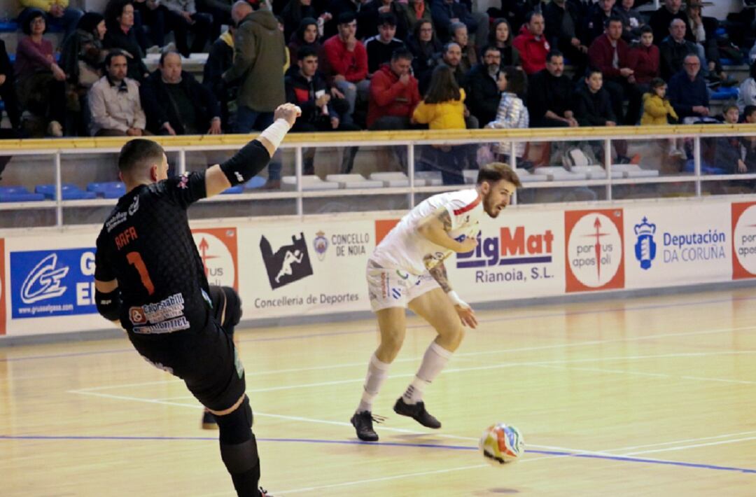 Dani Colorado fue el autor del único gol del Noia ante el Mengíbar