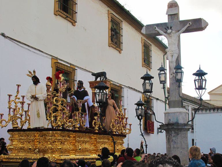 Hermandad de la Sangre, a su salida desde Capuchinos