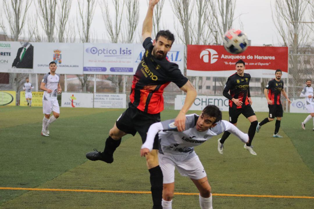 Partido bajo la lluvia entre Azuqueca y Conquense