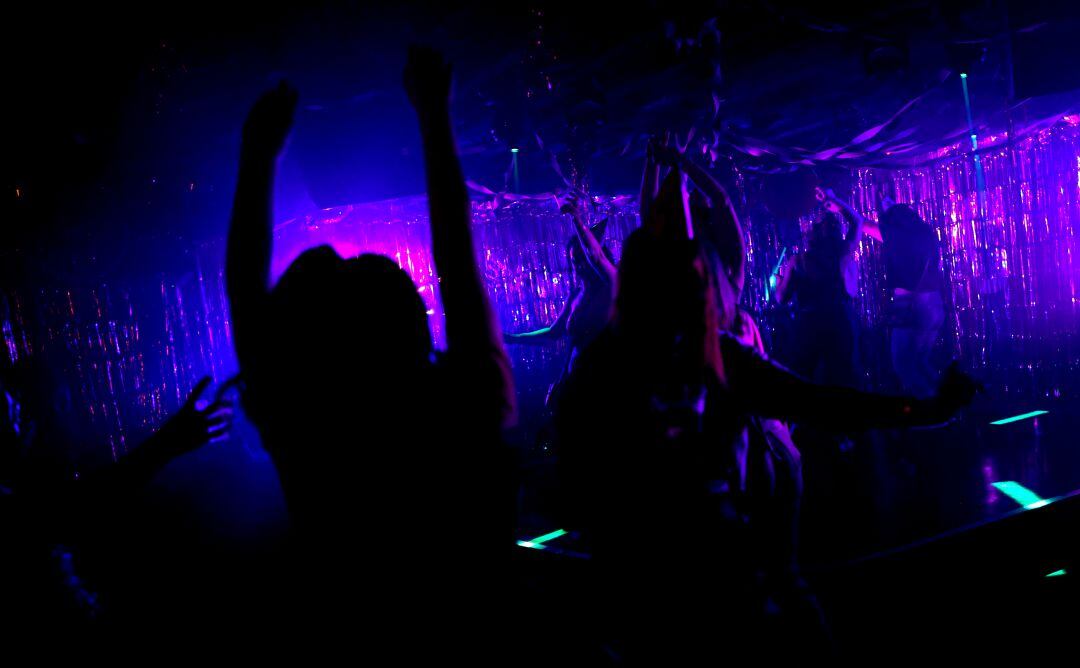 Los contagios siguen disparándose entre los asistentes y los contactos estrechos a los jóvenes que acudieron a esta polémica fiesta de graduación en Jaén que derivó en un importante brote