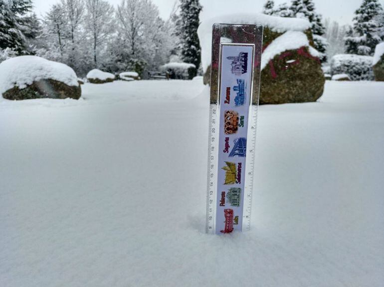 Doce centímetros en Segovia 