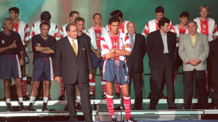 "Me voy a meter en un lío...": Kiko desvela que el banquillo del Atlético echó a un entrenador por votación