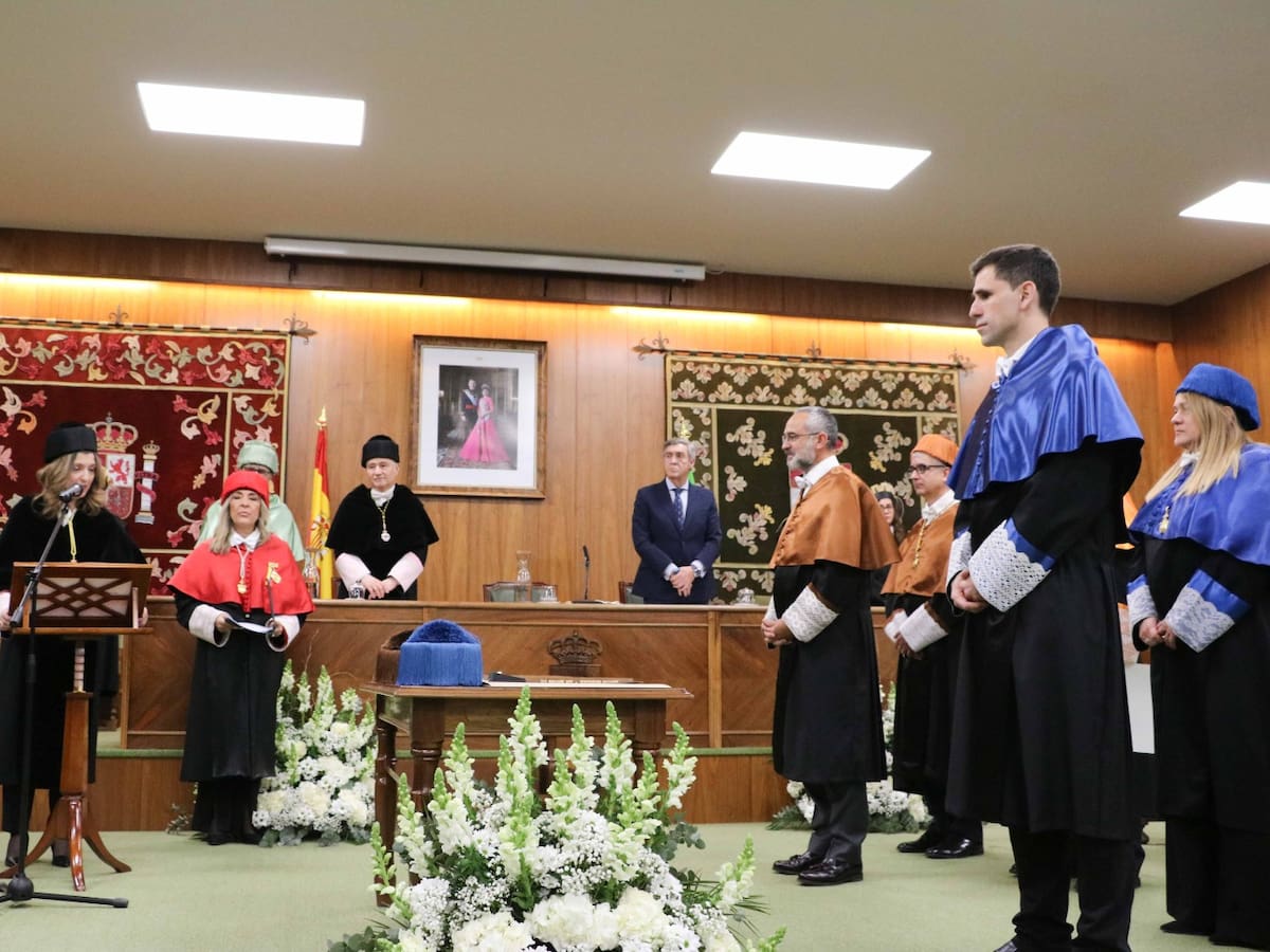 Los nuevos 'honoris causa' Boixo y De La Fuente reivindican el papel de la universidad pública y piden más inversión en investigación