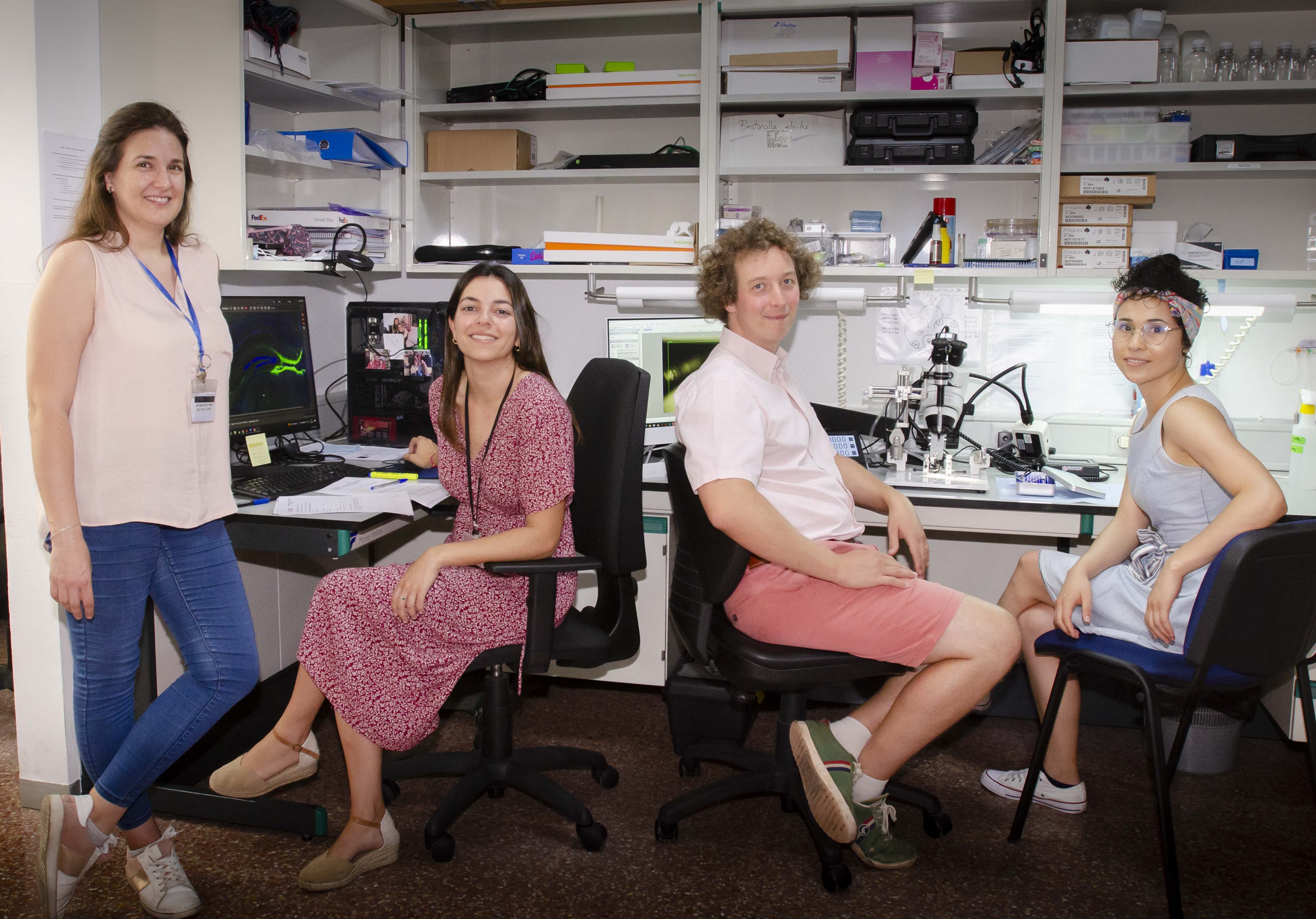 Antonia Ruiz Pino, Noelia Sofía de León, Félix Leroy y PaulaSierra Díaz, investigadores del IN-CSIC-UMH.