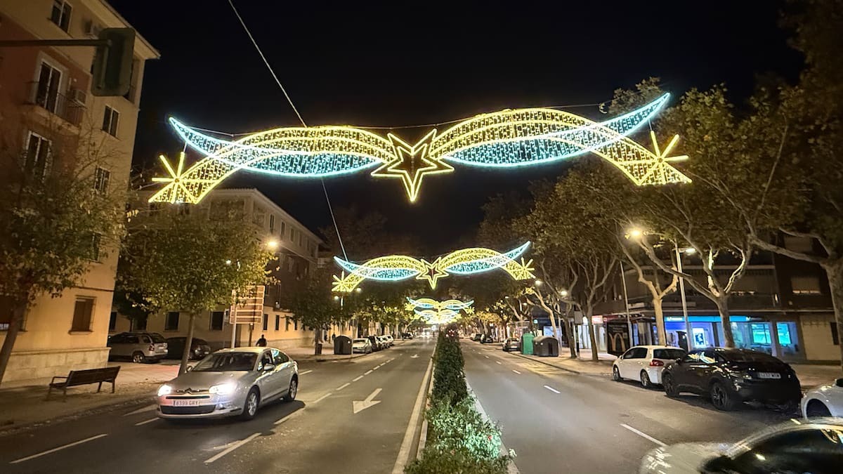 El Ayuntamiento de Toledo denuncia un sabotaje en las luces de Navidad, más de un mes después de producirse