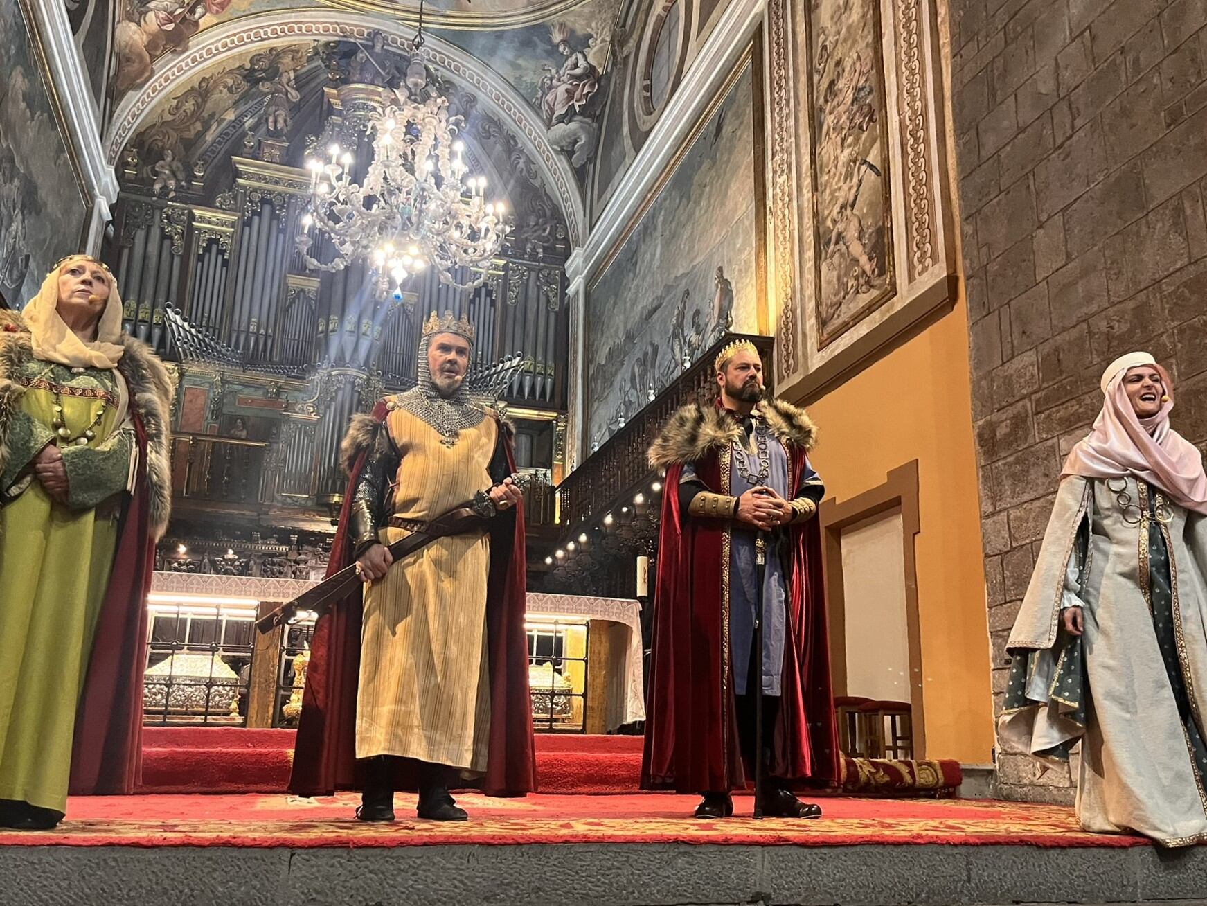 La Catedral de Jaca fue uno de los escenarios de las teatralizaciones históricas de &quot;Jaca Reino y Leyenda&quot;
