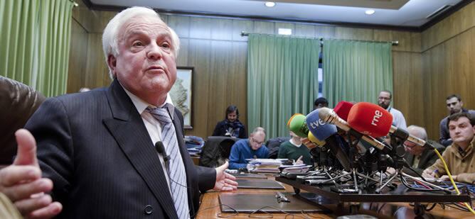 Foto del presidente de la Diputación de Ourense, José Luis Baltar Pumar, en la rueda de prensa en la que comunicó su dimisión tras más de veinte años de gestión