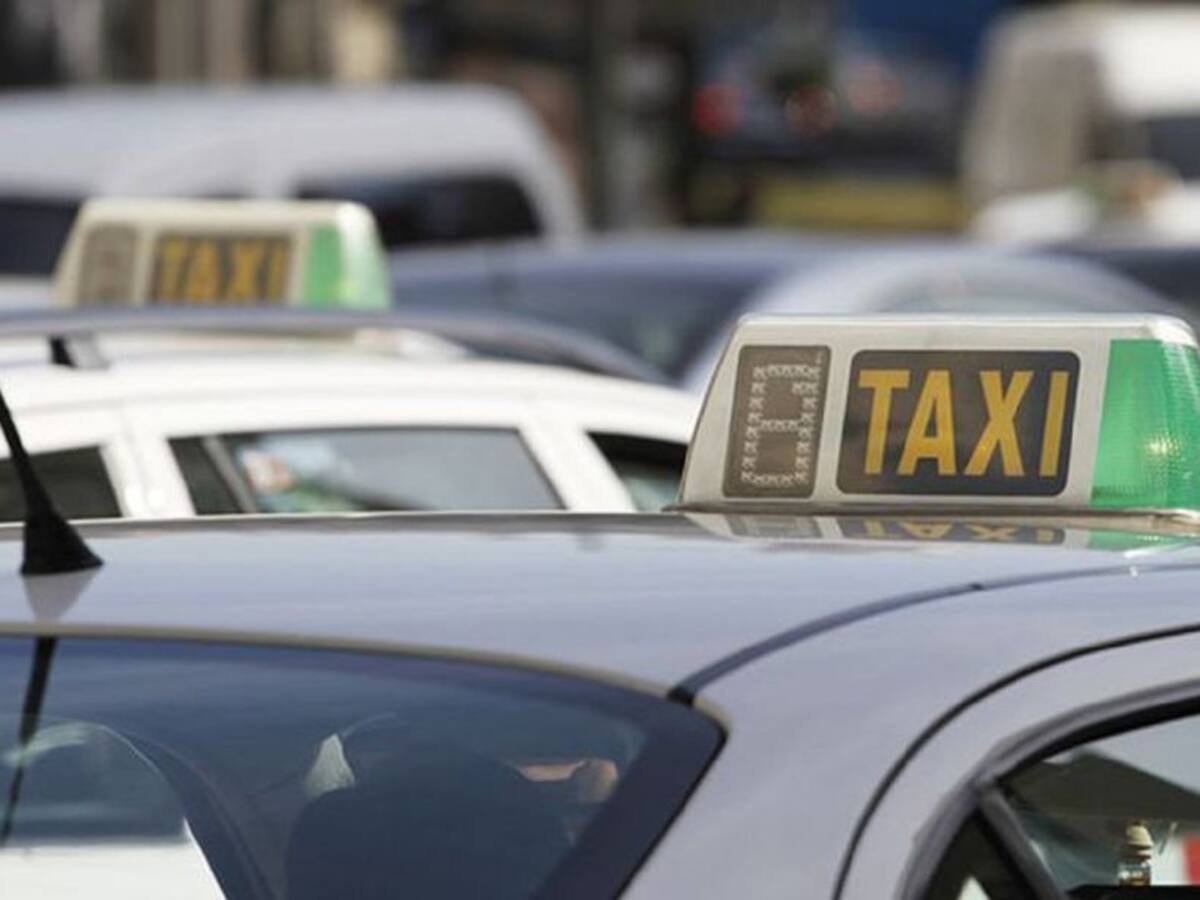 Los taxistas riojanos no descartan un "paro indefinido"