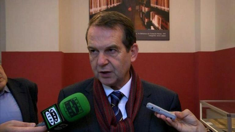 El alcalde de Vigo, Abel Caballero, exige a la oposición que pida perdón por decir que la anulación del PGOM implicaba la devolución del IBI a una buena parte de los vigueses
