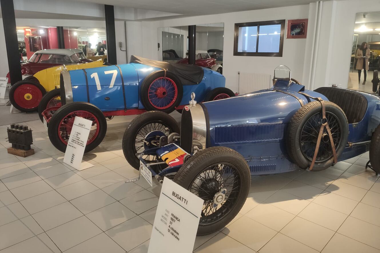 El Museu ha inaugurat una exposició temporal, titulada, 'La matrícula. Història de la identitat de l'automòbil a Andorra'