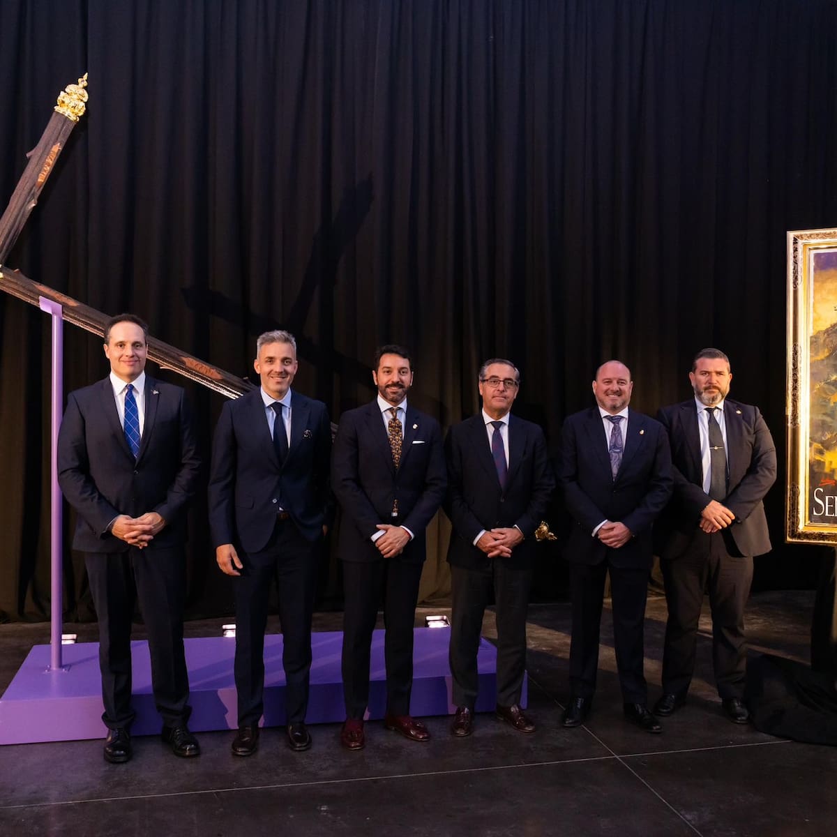 La Cofradía del Rocío de Málaga presenta la ‘Cruz del Mundo’: una obra única con reliquia del Gólgota que viajará al Vaticano