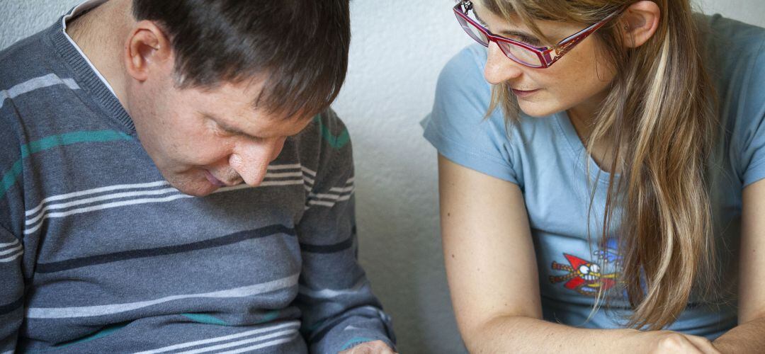 En el Centro Ocupacional de Fuenlabrada ser forma a las personas con diferente grado de diversidad funcional intelectual para su integración laboral.