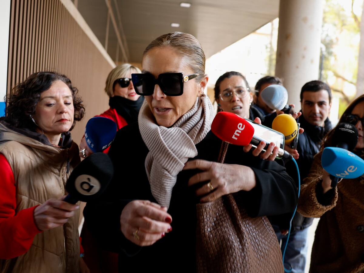 La jefa de prensa de Mazón declara que las versiones sobre lo que hizo el President esa tarde se basaron en "suposiciones"