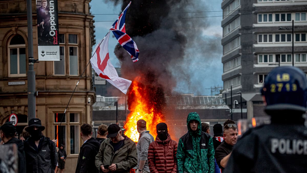 Entrevistamos a los investigadores de la URJC Casandra López Marcos y Pablo Hidalgo Cobo sobre fake news