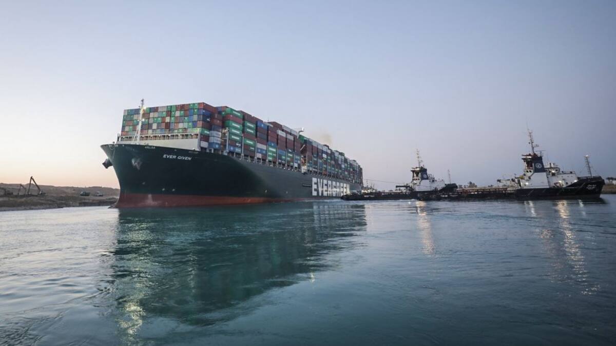 El Canal de Suez y el Puerto de Algeciras