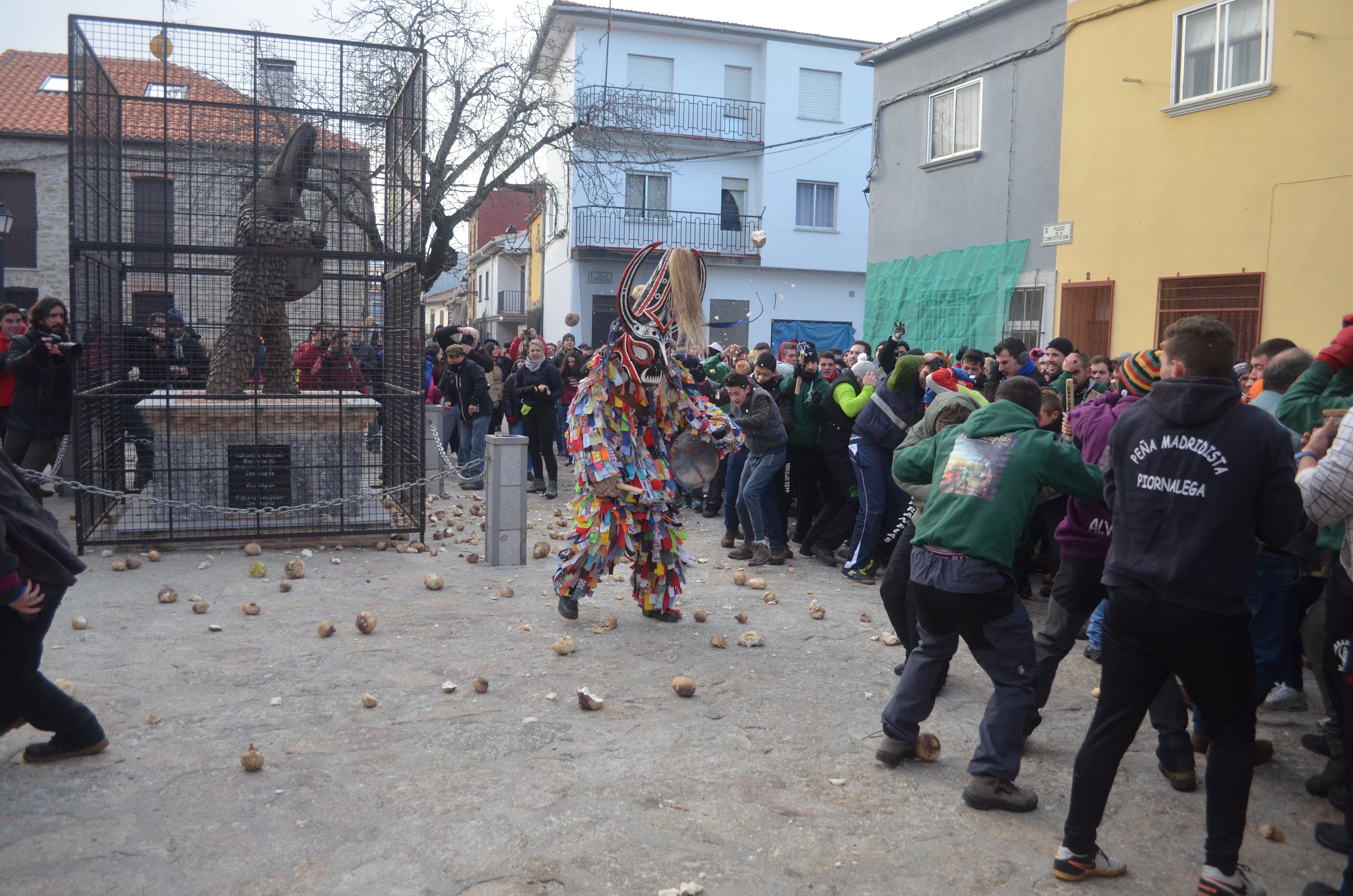 Salida de Jarramplas en Piornal