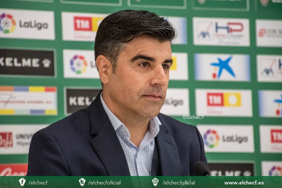 Nico Rodríguez en la Sala de Prensa del Elche