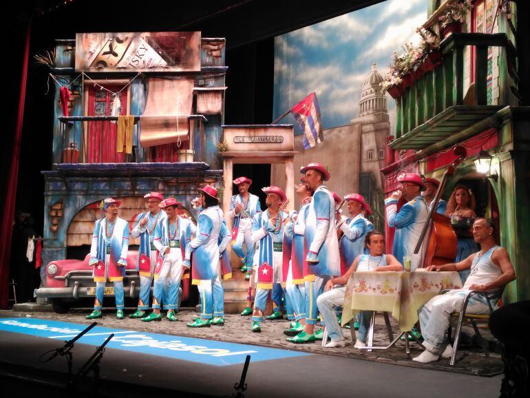 La comparsa de Juan Carlos Aragón