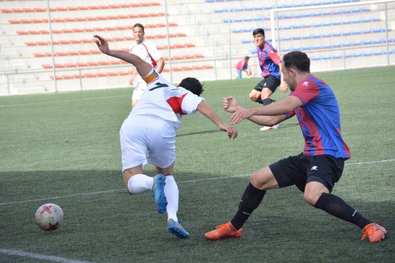 La Nucía fue superior hasta que el Eldense se vio perdido