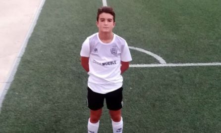 Adrián en un partido con el Úbeda CF