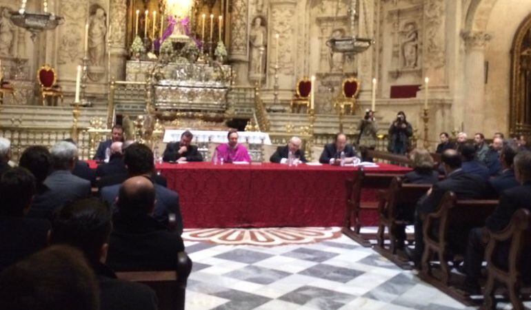 Imagen del Cabildo de Toma de Horas celebrado este domingo en la Capilla Real de la Catedral