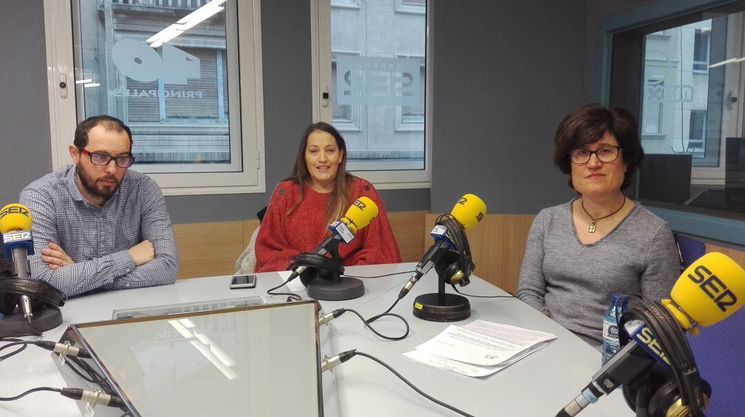 Fernando Sánchez Ocaña, Iolanda Mateu, i, Manoli Pifarré