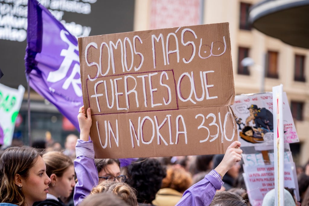 Pancarta mostrada en una manifestación estudiantil durante el 8M en Madrid.