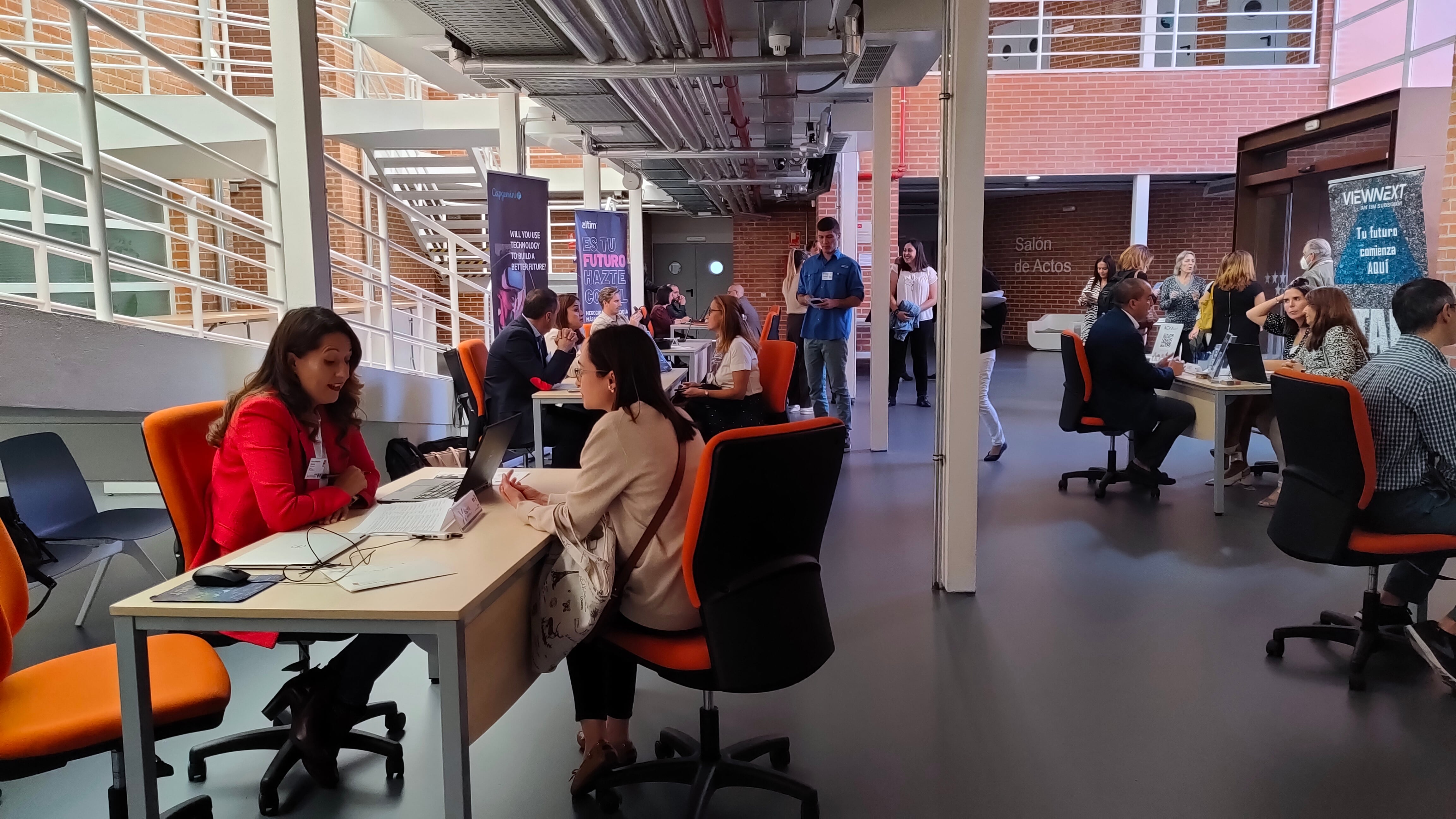 Los encuentros rápidos entre alumnos y empresas