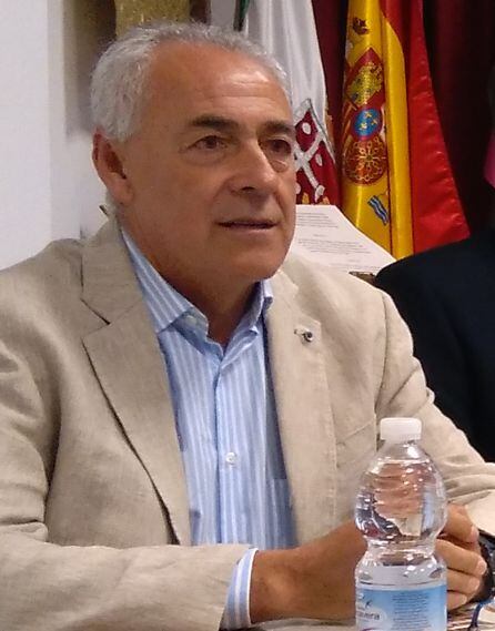 Vicente Caballero.