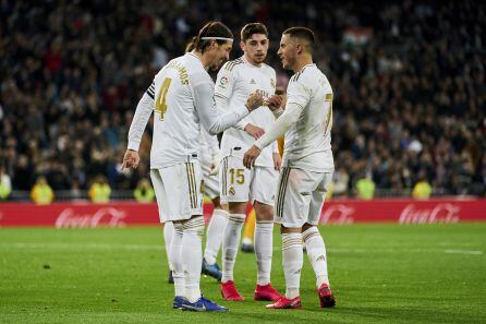 Sergio Ramos y Eden Hazard celebrando un gol