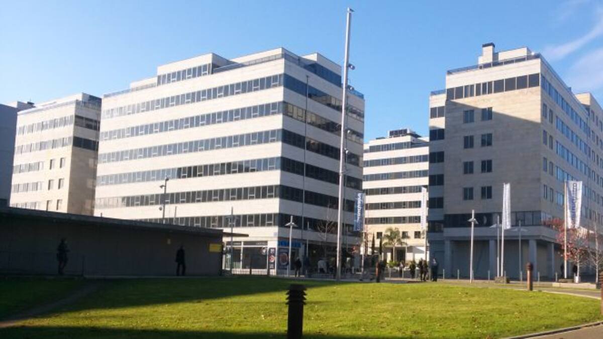 La Dirección General de Tráfico se interesa por bajos comerciales en Campolongo