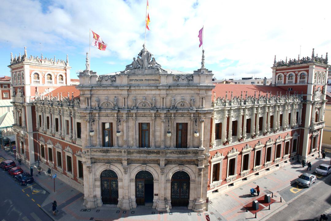 Fachada del Palacio de la Diputación Provincial de Palencia