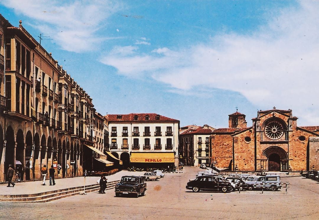 Mercado Grande, con &#039;Pepillo&#039; al fondo, hacia 1965