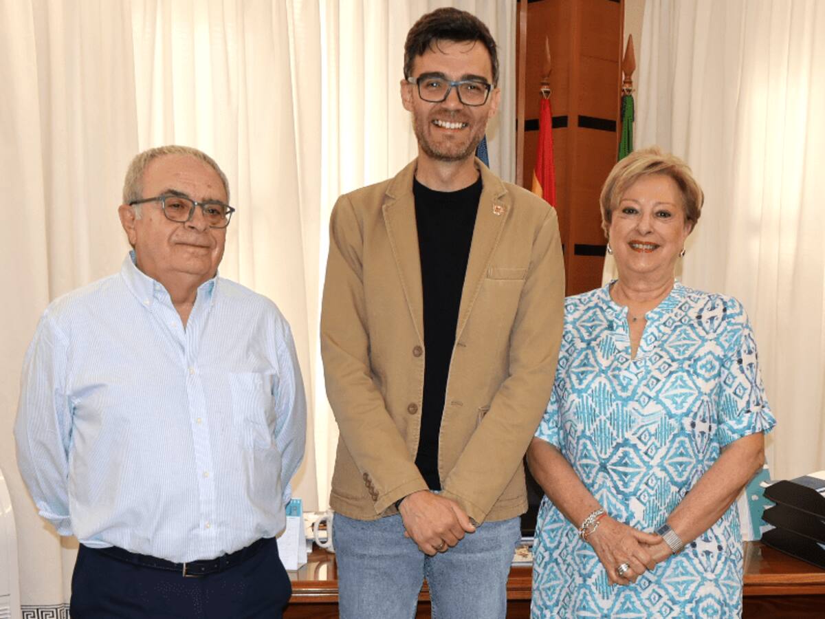 Carlos Valentín e Inés Berenguer, pregoneros de las Fiestas de Moros y Cristianos de Novelda: “Estamos expectantes por ver la participación de la ciudadanía el día del pregón”