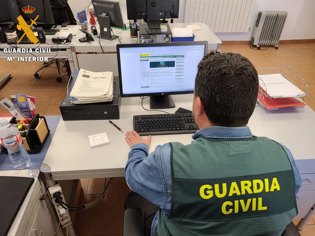 Agente de la Guardia Civil 