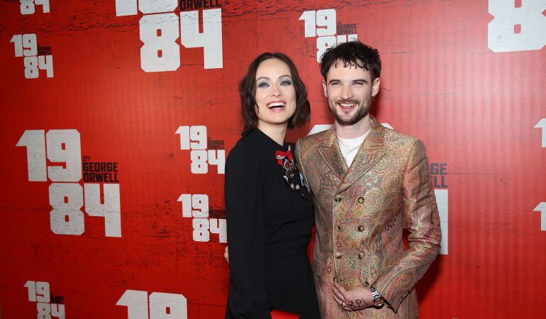 Olivia Wilde y Tom Sturridge protagonizan la nueva polémica adaptación llevada a Broadway.