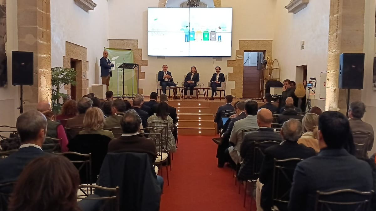 Úbeda, foro de debate y experiencias sobre la gestión de residuos