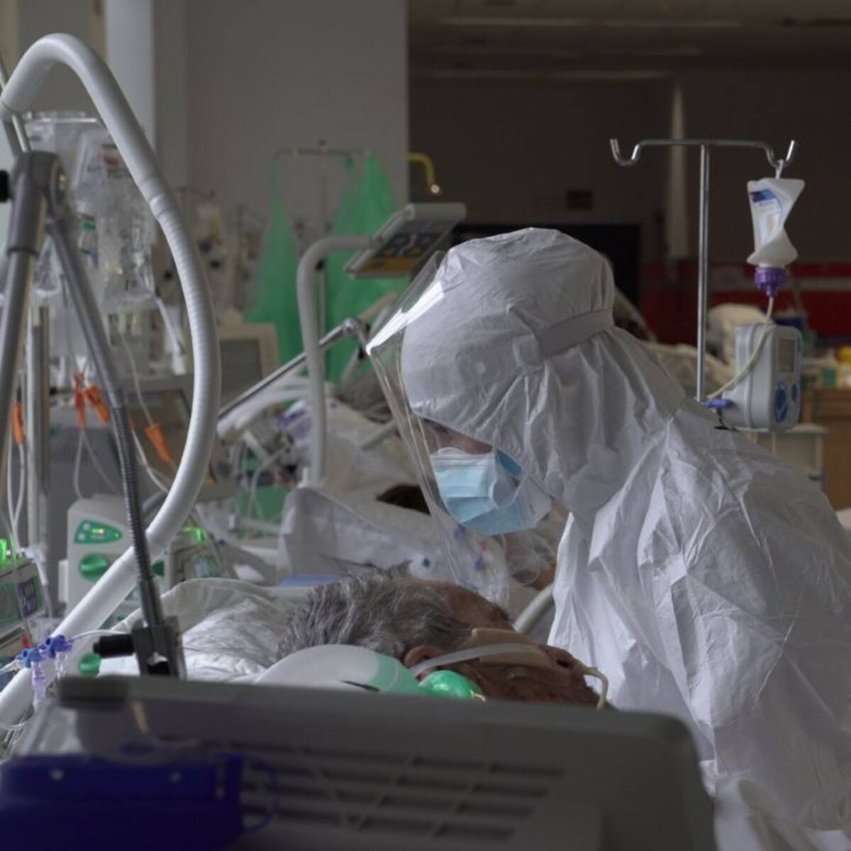 La segunda ola duplica el ingreso de pacientes UCI con respecto a la primera