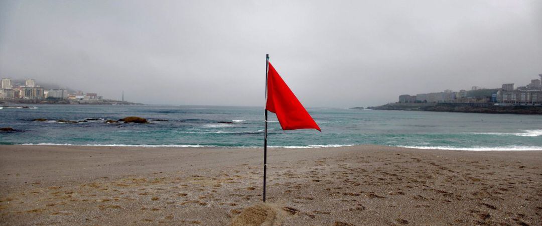 La mañana posterior a la noche de San Juan este miércoles, en A Coruña