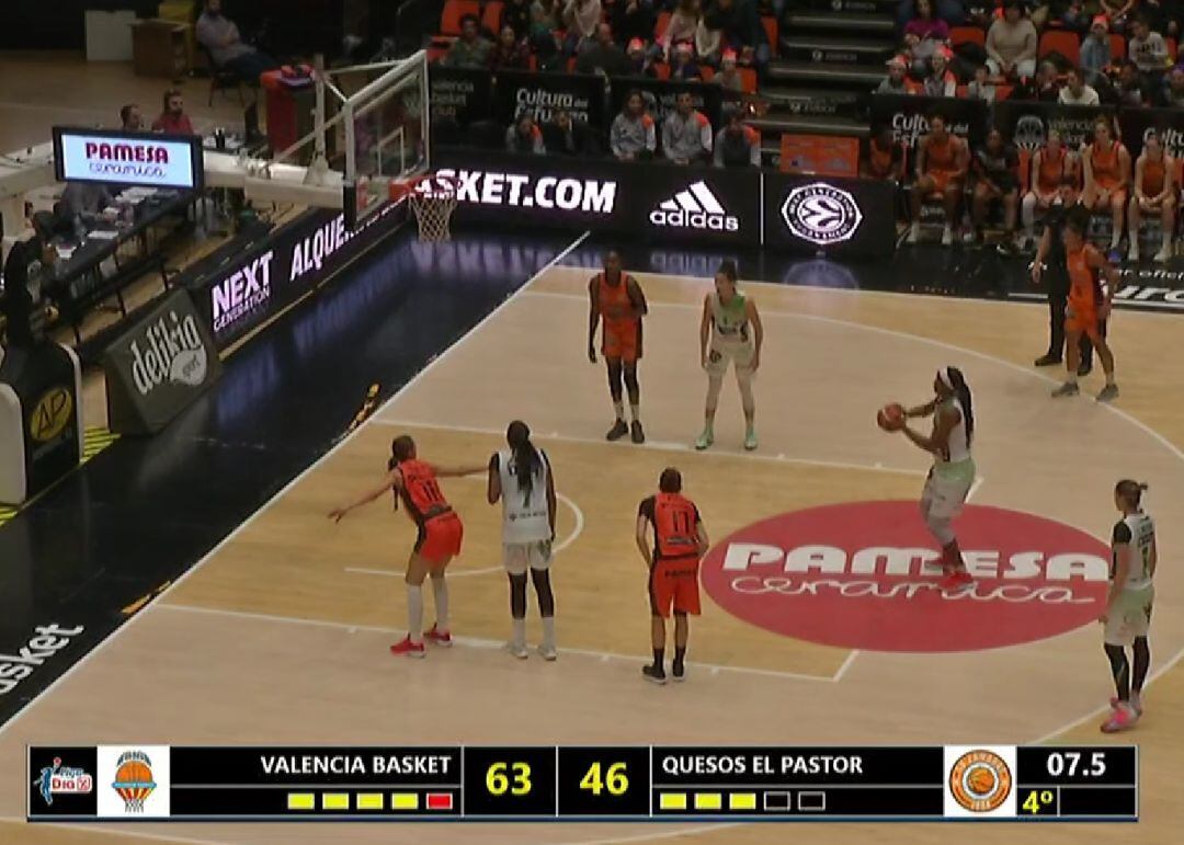 El Zamarat anotando su último punto