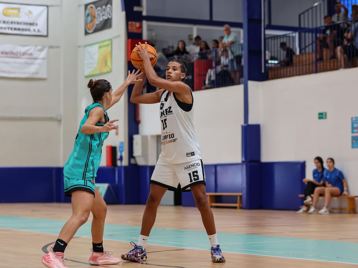 "Jerez supone un reto para mí y quiero ayudar al equipo a ascender"