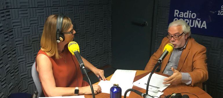 Mayte González entrevista al Dr. Aparicio