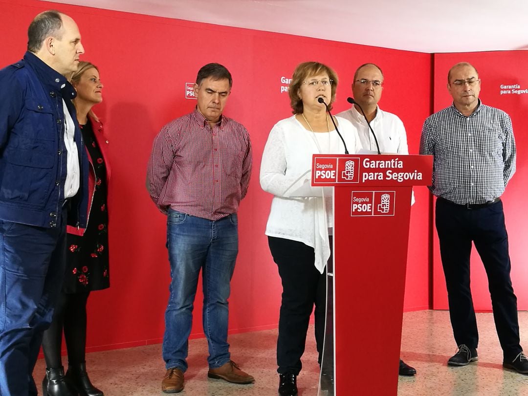 La alcdesa de Ayllón durante la rueda de prensa ofrecida en la sede del PSOE en la capital