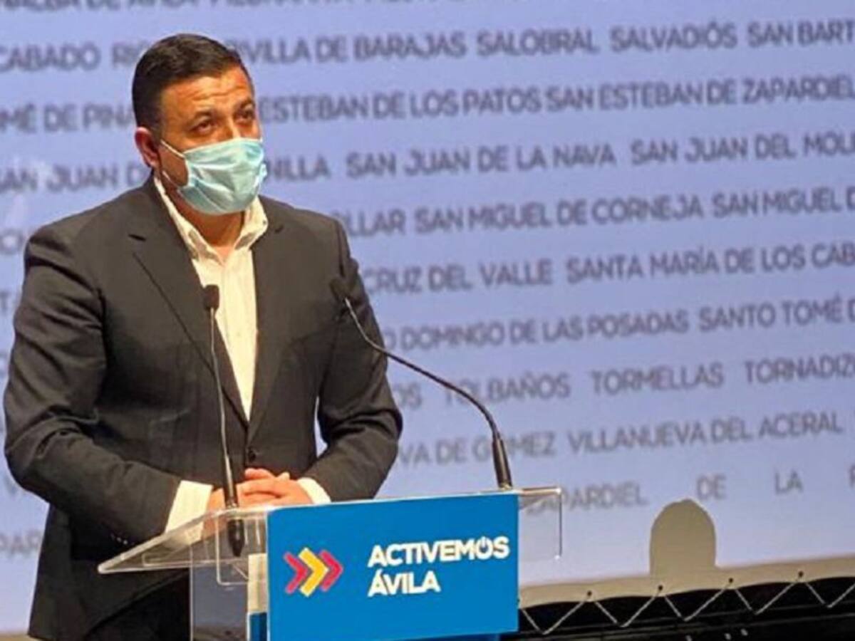 Carlos García es reelegido presidente de PP con el 97% de los votos