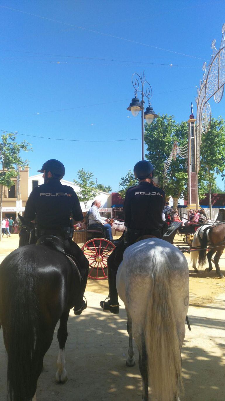 Los agentes de la Policía Nacional están muy presentes en el Hontoria