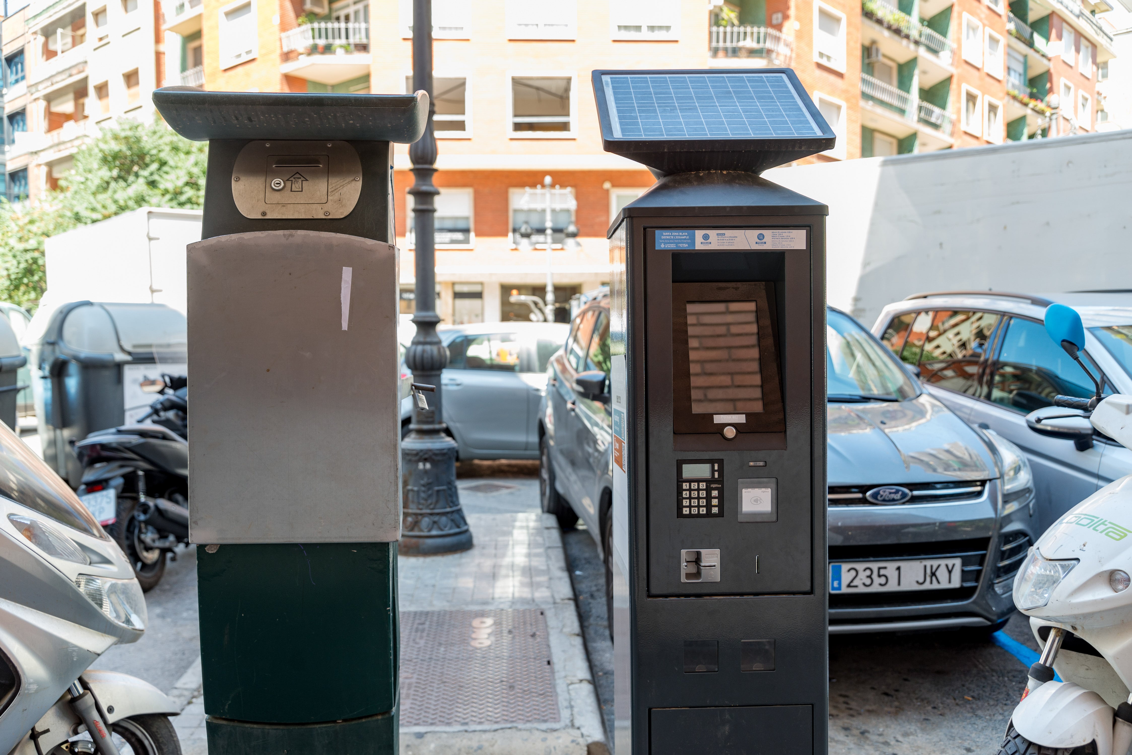 Parquímetros de la ORA en València