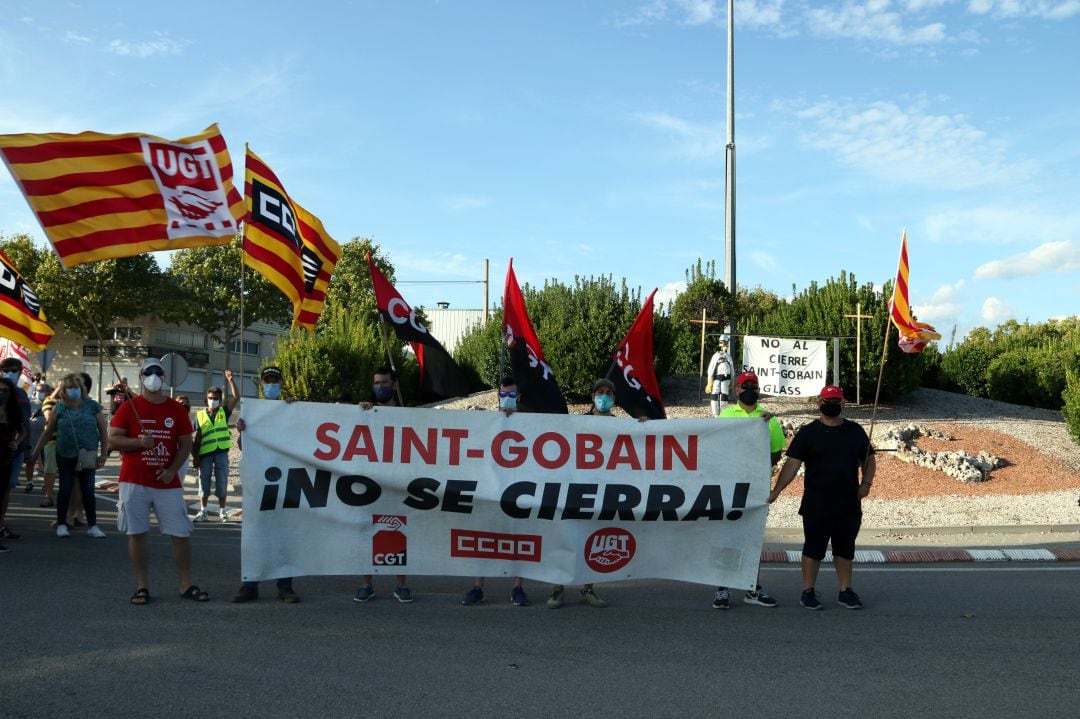 L&#039;acord s&#039;ha tancat hores després de la manifestació de més de 200 persones que va tornar a tallar la N-340. 