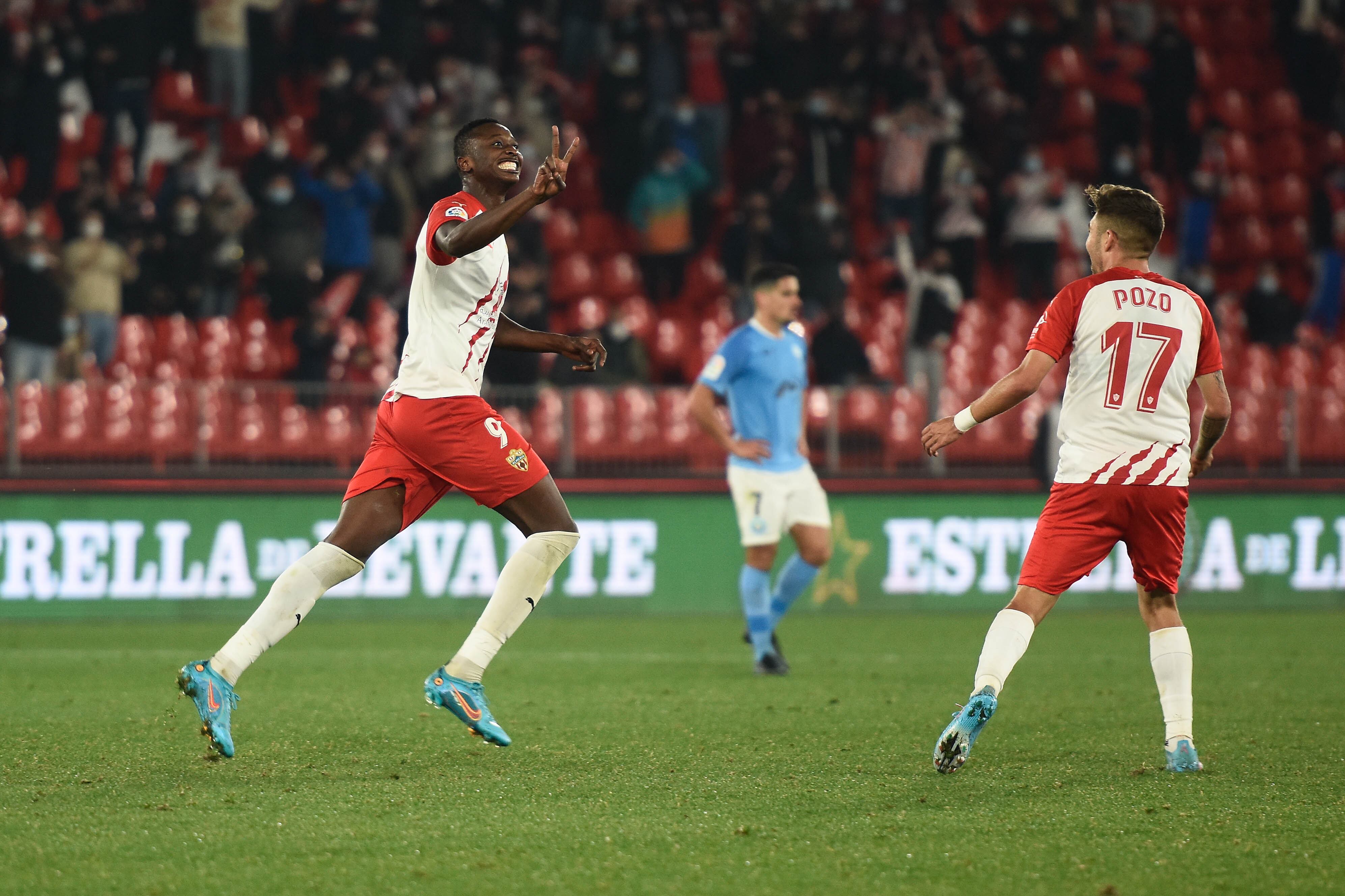 Umar Sadiq celebrando el 2-0 contra el Ibiza en el descuento.