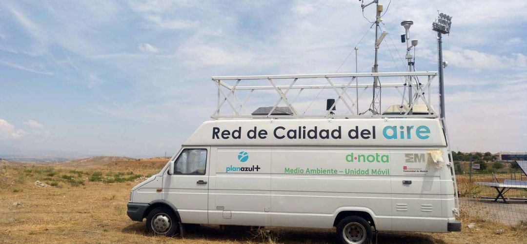 Unidad móvil de la Red de Calidad del Aire de la Comunidad de Madrid